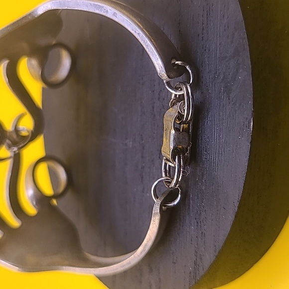 Hand made fork bracelet in silver color - Picture 7 of 12